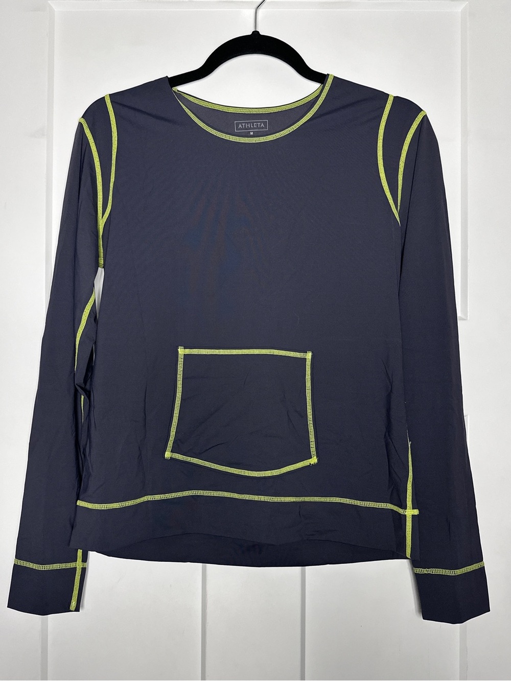Athleta Navy Long Sleeve Activewear Swim Rash Guard Contrast Stitching RN54023